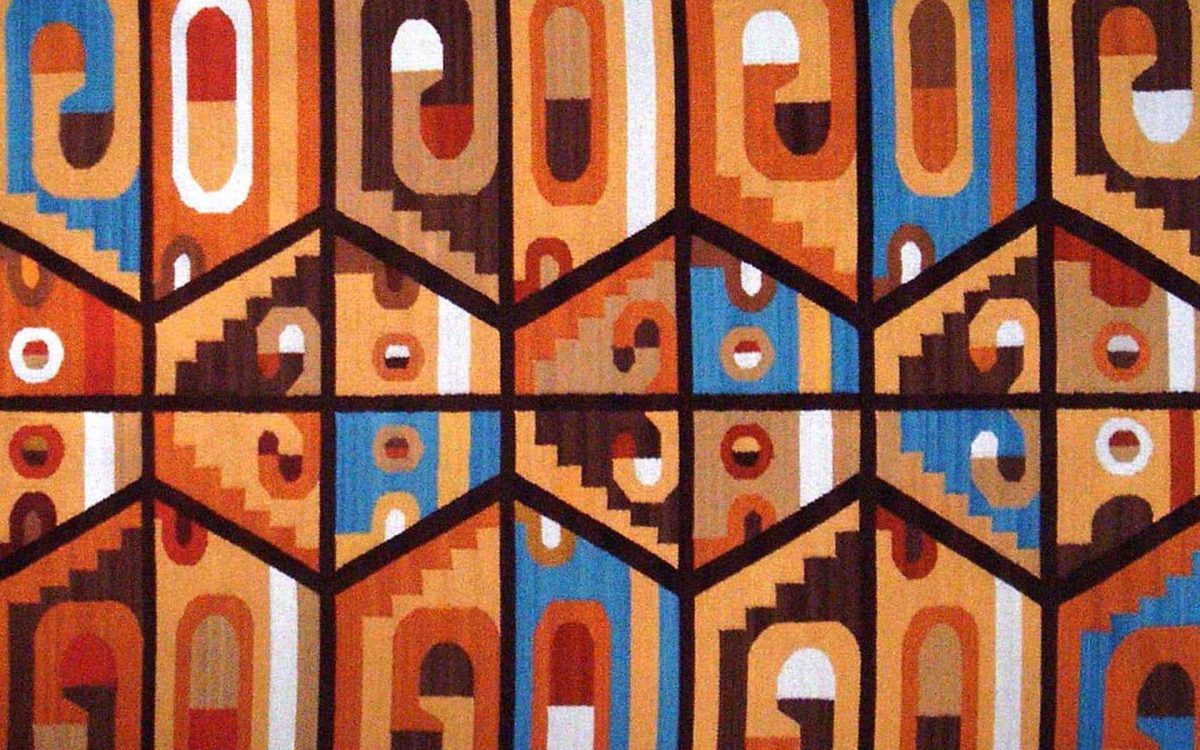 Patrón abstracto en tonos cálidos y fríos, con figuras geométricas y escaleras, que evoca un estilo contemporáneo.